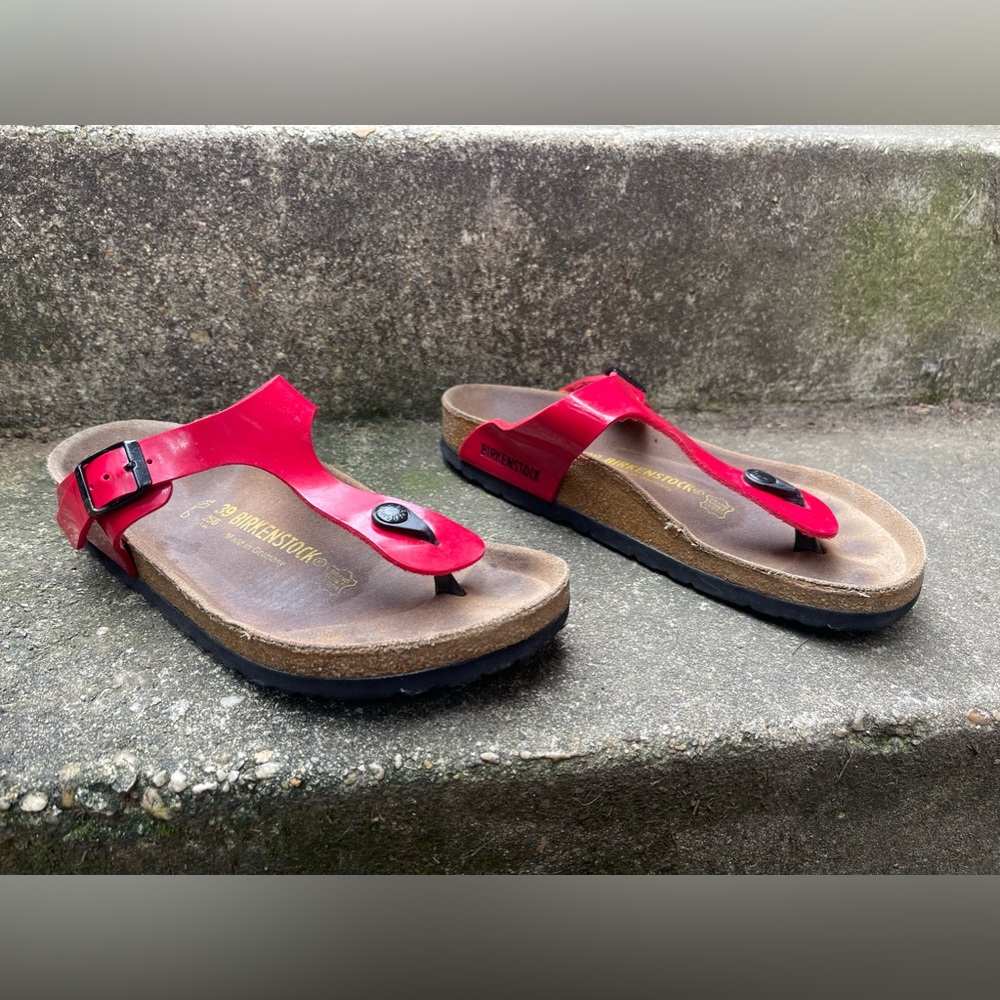 Birkenstock Gizeh sandal 39EU, women’s 8 1/2, red patent